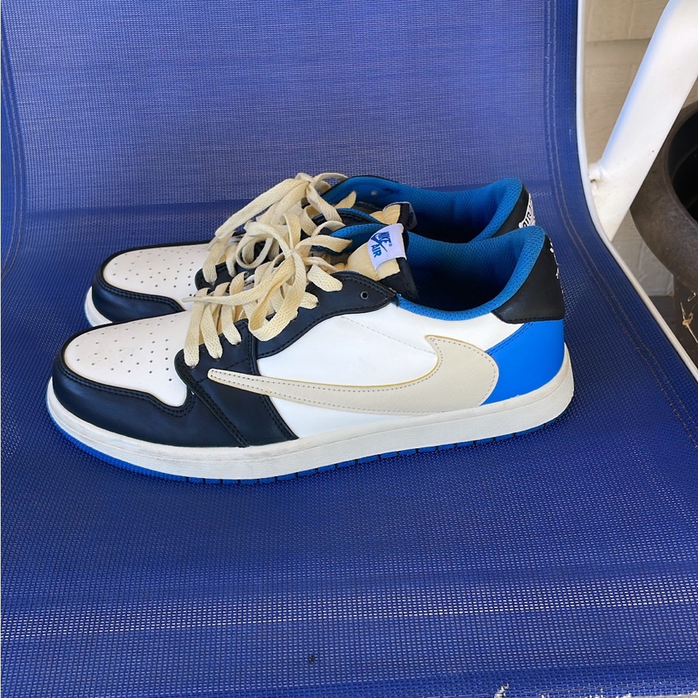 Travis Scott low fragment .